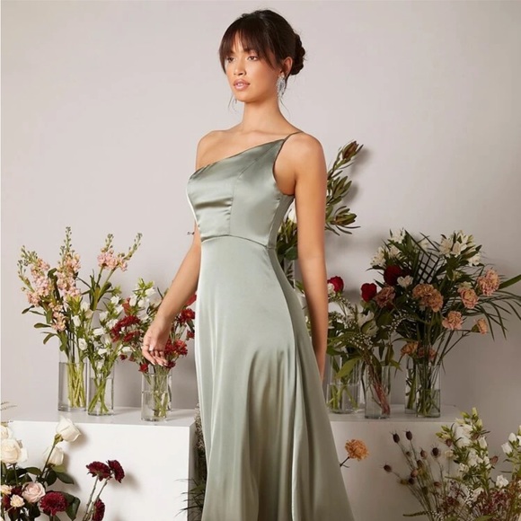 SHEIN Sage Silky One-Shoulder Bridesmaid Dress - Picture 3 of 7